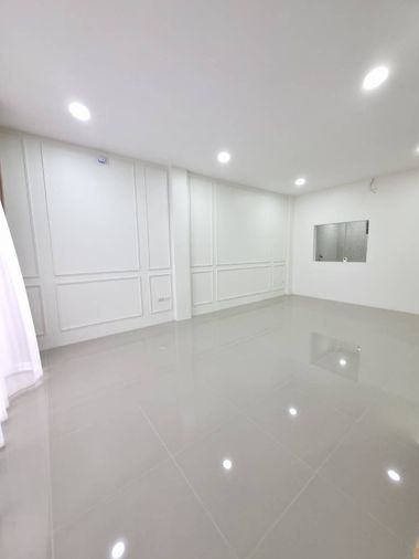 ให้เช่า โฮมออฟฟิศ 4ชั้น 6 นอน 6น้ำ พร้อมอยู่ รีโนเวดใหม่ สวยงาม เพียง50000ต่อเดือน (ไม่รวมจดทะเบียน) ทักไลน์ paolin1 - More