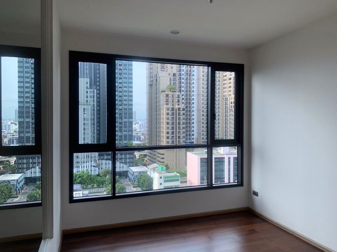 Apartment in krungthephmhankhr, บางลำภูล่าง, คลองสาน