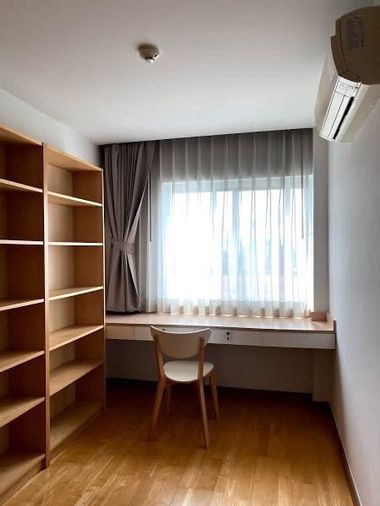Apartment in krungthephmhankhr, ชุมชนเริ่มเจริญ, คลองเตย - More