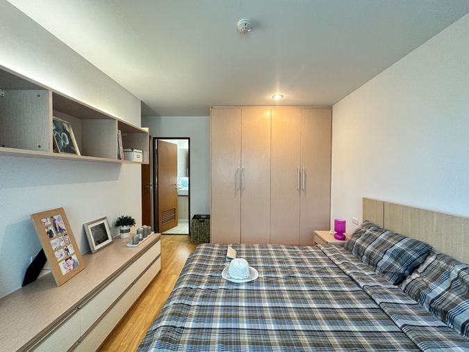 Apartment in krungthephmhankhr, ชุมชนเริ่มเจริญ, คลองเตย - More