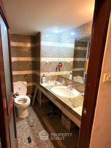 Apartment in ช้างเผือก, อำเภอเมืองเชียงใหม่ - Daugiau