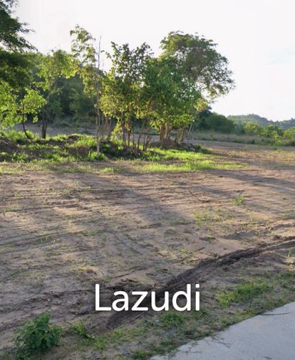 6 RAI: 2 Deal close to Rosewood Hill Residence - View 4