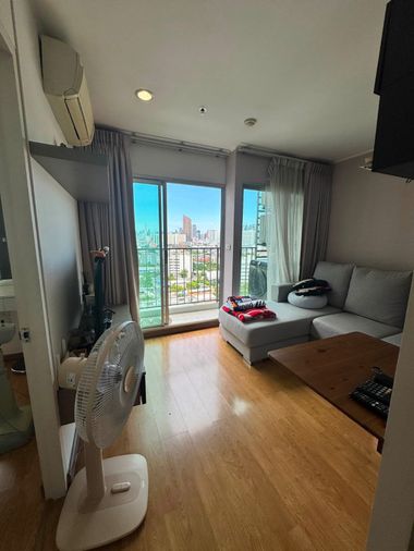 Apartment in krungthephmhankhr, จอมพล, จตุจักร